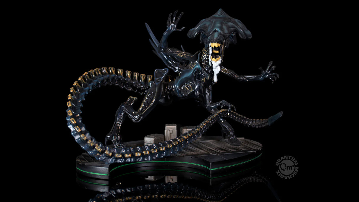 Alien Queen 7 Inch QMX Q-Fig Max Elite Diorama