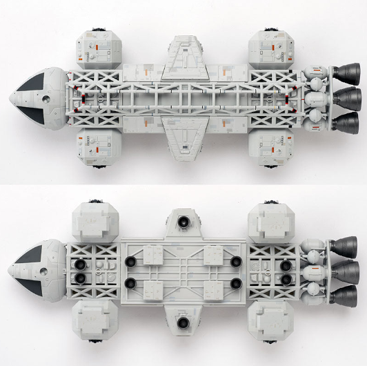 Space 1999 The Eagle Laboratory Pod 25.5cm Model Ship