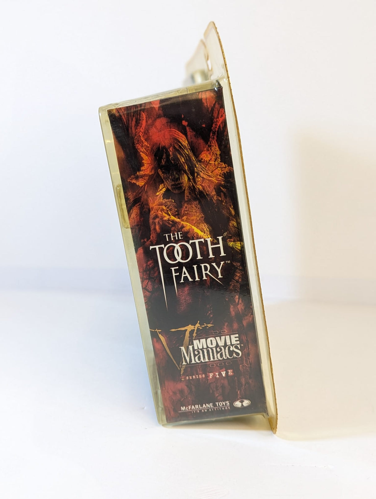 Darkness Falls - The Tooth Fairy - Movie Maniacs Action Figure