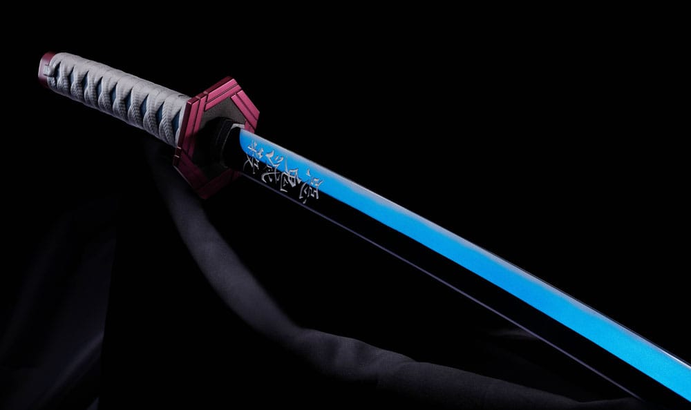 Demon Slayer: Kimetsu no Yaiba Nichirin Sword (Giyu Tomioka) 95 cm 1/1 Proplica Replica