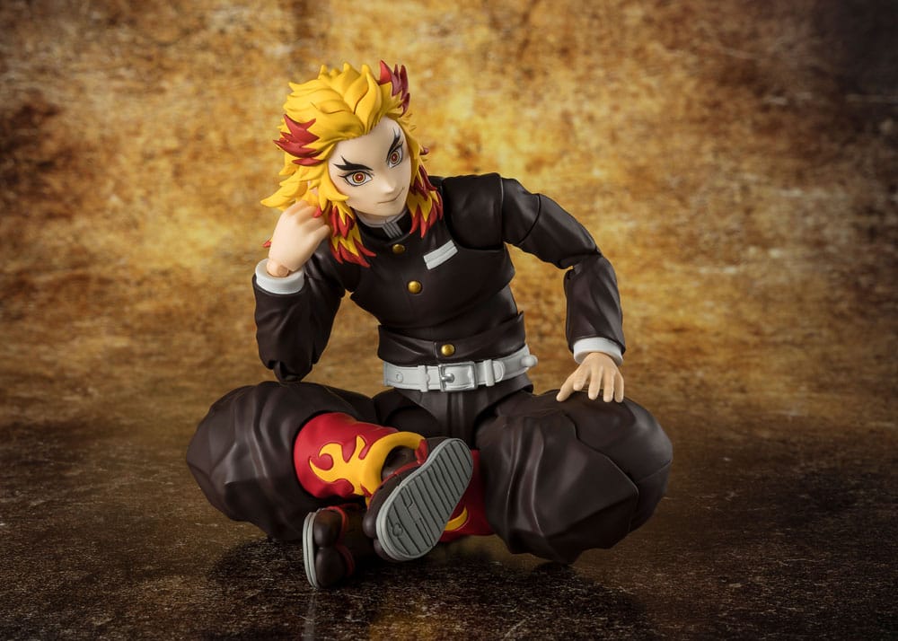 Demon Slayer Kimetsu no Yaiba S.H.Figuarts Kyojuro Rengoku 15 cm Action Figure