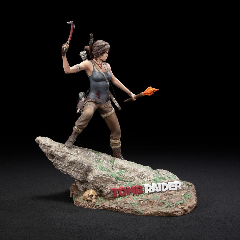 Tomb Raider Lara Croft Survivor Era 33 cm PVC Statue