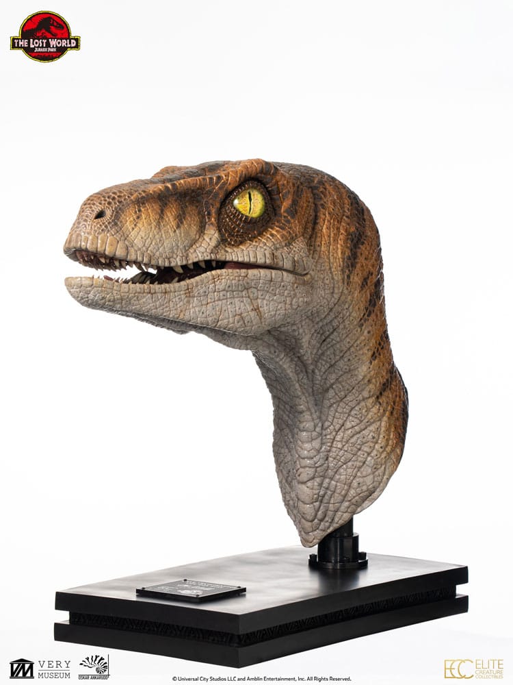 Jurassic Park Male Velociraptor 75 cm Life-Size Bust