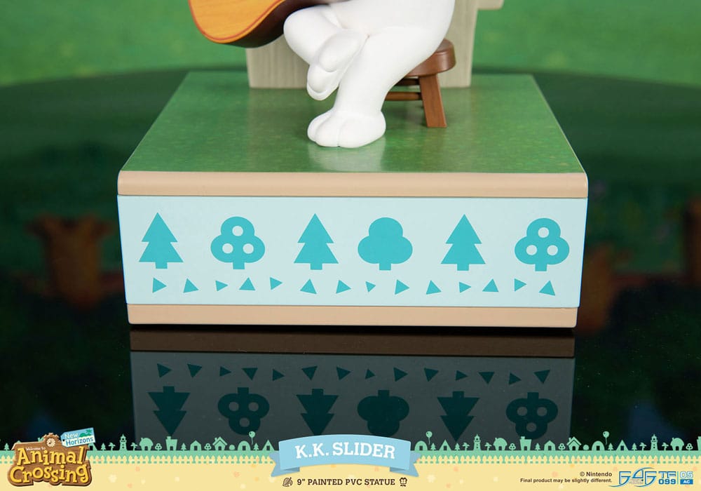 Animal Crossing: New Horizons K.K. Slider 22 cm PVC Statue