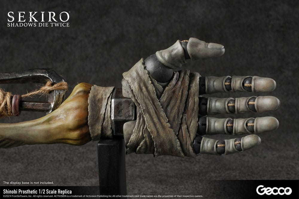 Sekiro Shadows Die Twice Shinobi Prosthetic 32 cm Replica