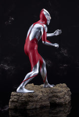 Shin Japan Hero Universe Ultraman 40 cm Statue