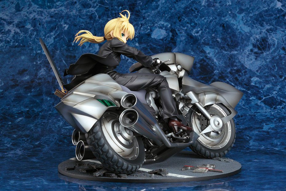 Fate/Zero Saber & Saber Motored Cuirassier (re-run) 16 cm 1/8 Statue