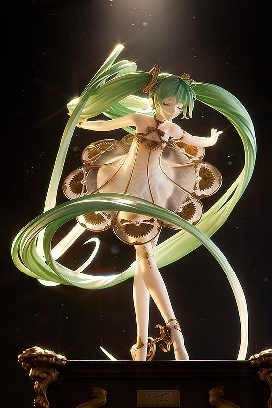 Character Vocal Series 01 Hatsune Miku Symphony 5th Anniversary Ver. 25 cm PVC Statue