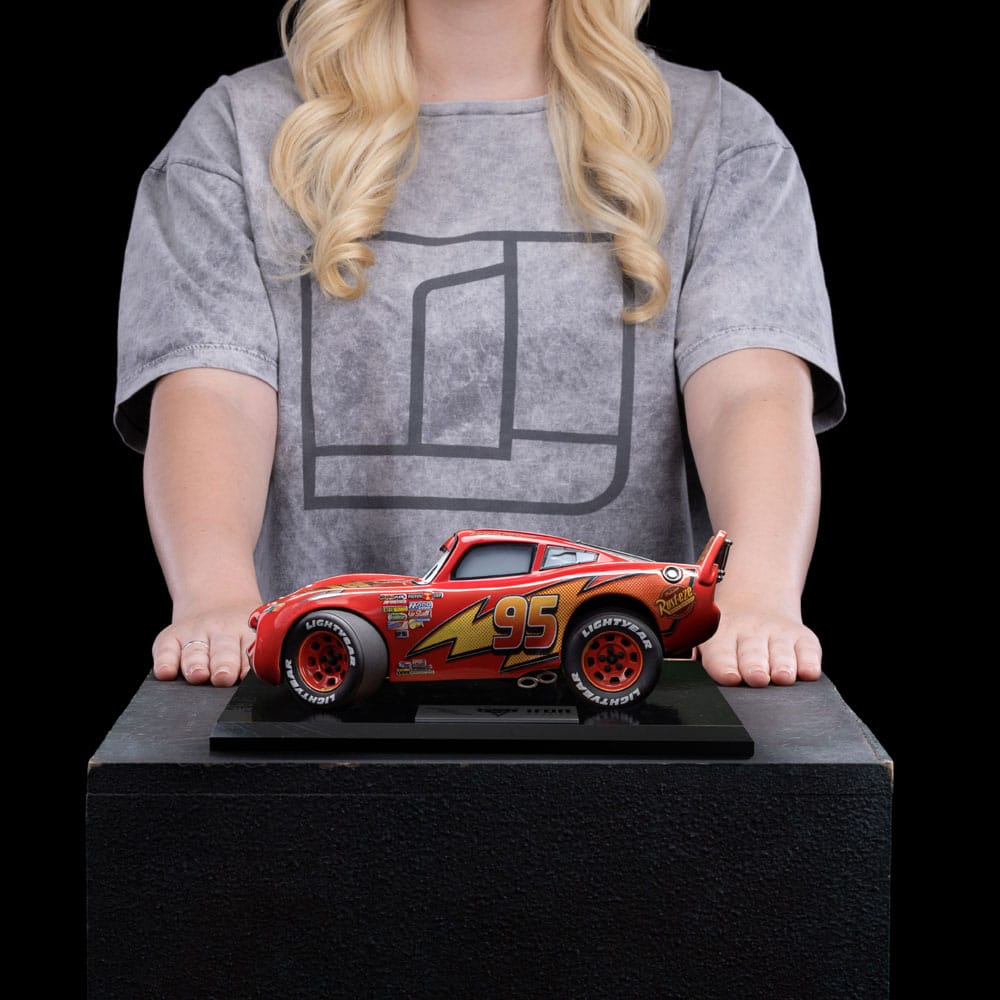 Cars Lightning Mcqueen 11 cm 1/10 Art Scale Statue