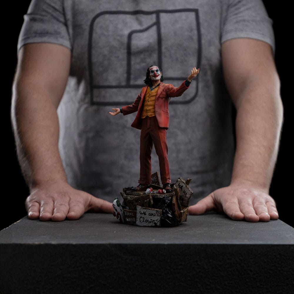 DC Comics Joker (Arthur Fleck) 19 cm 1/10 Art Scale Deluxe Statue