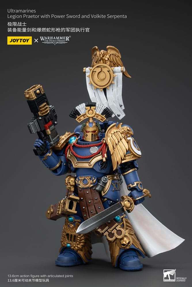 Warhammer The Horus Heresy Ultramarines Legion Praetor with Power Sword and Volkite Serpenta 20 cm 1/18 Action Figure