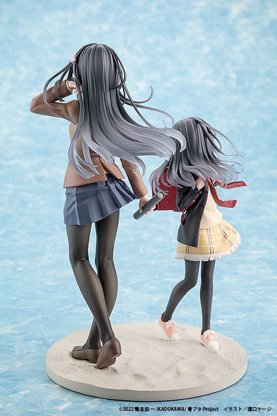 Rascal Does Not Dream of a Knapsack Kid Mai Sakurajima High School Graduation Ver. & Knapsack Kid 19cm PVC Statue