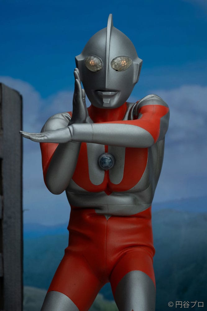 Ultraman C-Type by Takashi Kinoshita 30 cm Statue