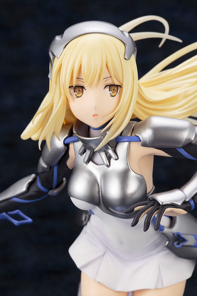 Sword Oratoria Is it Wrong to Try to Pick Up Girls in a Dungeon? On the Side Ais Wallenstein 24 cm 1/7 PVC Statue