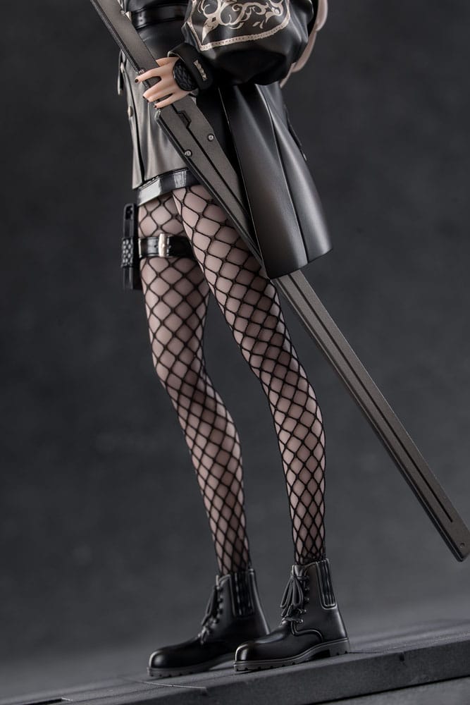 A-Z [B] Full Dress 25 cm 1/7 PVC Statue