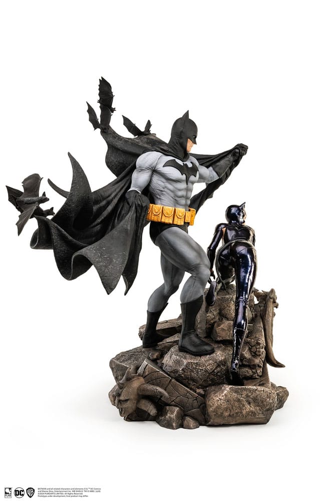 DC Comics Batman & Catwoman Reunion 67 cm 1/4 Statue