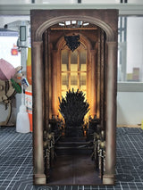 House of the Dragon Tiny Adventures Book Nook Iron Throne 23 cm Mini Diorama