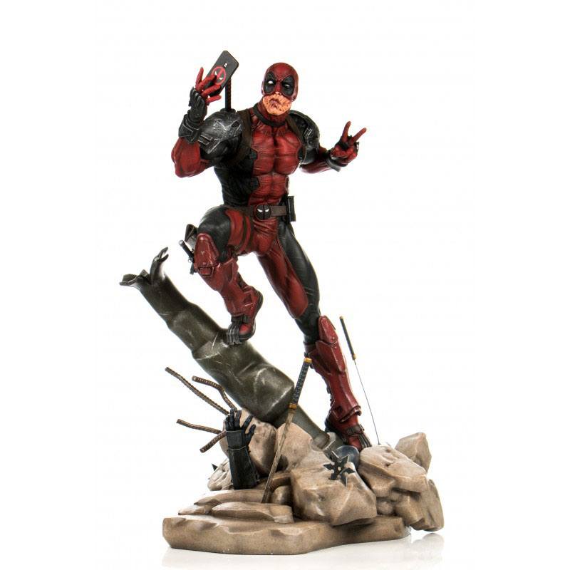 Marvel Comics PrototypeZ Deadpool by Erick Sosa 46 cm 1/6 Statue