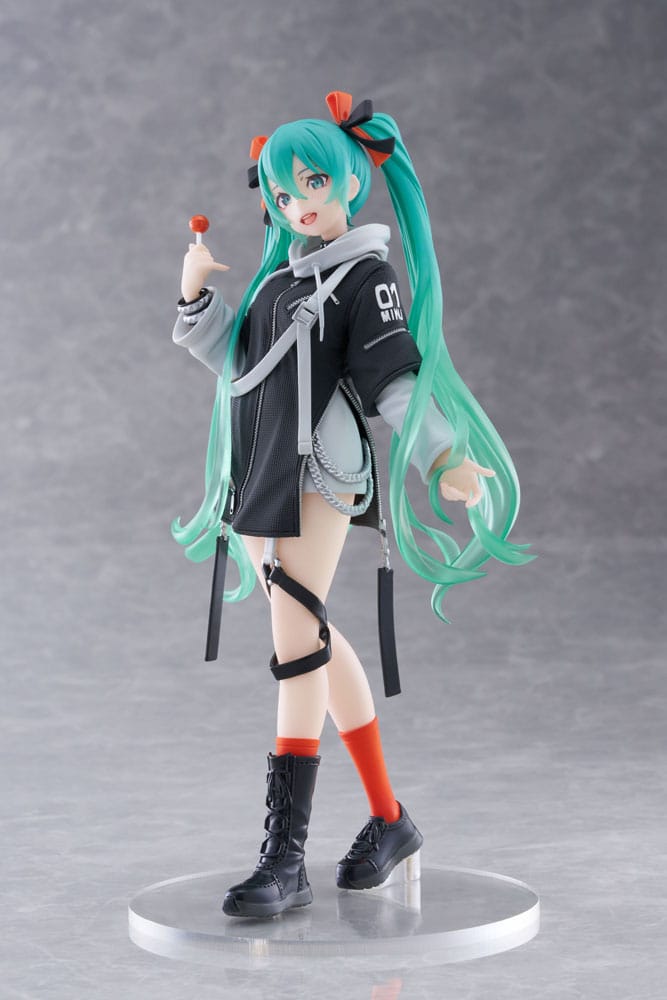 Hatsune Miku Wonderland Fashion Punk Ver. 18 cm PVC Statue