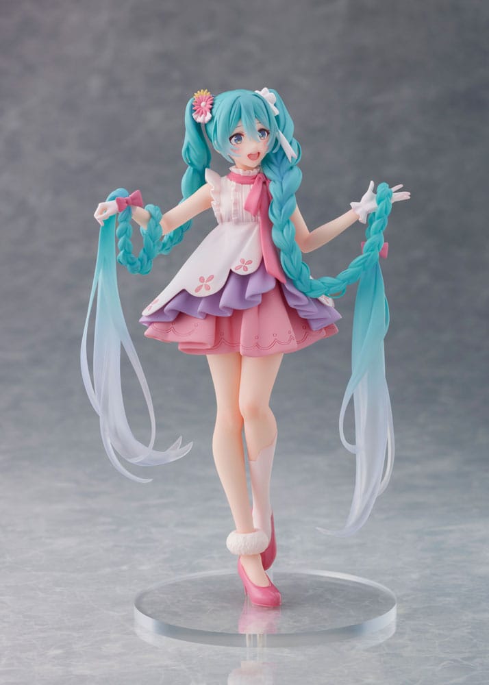 Hatsune Miku Wonderland Rapuinzel Ver. 18 cm PVC Statue