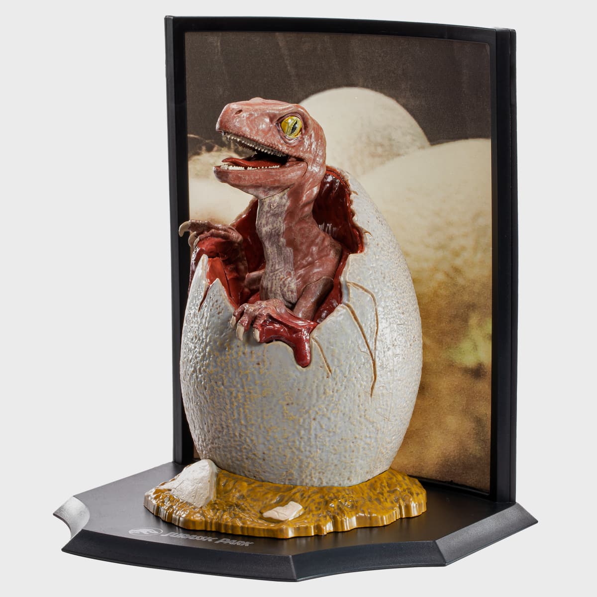 Jurassic Park Life Finds A Way (Raptor Egg) Toyllectible Treasures Figure Diorama