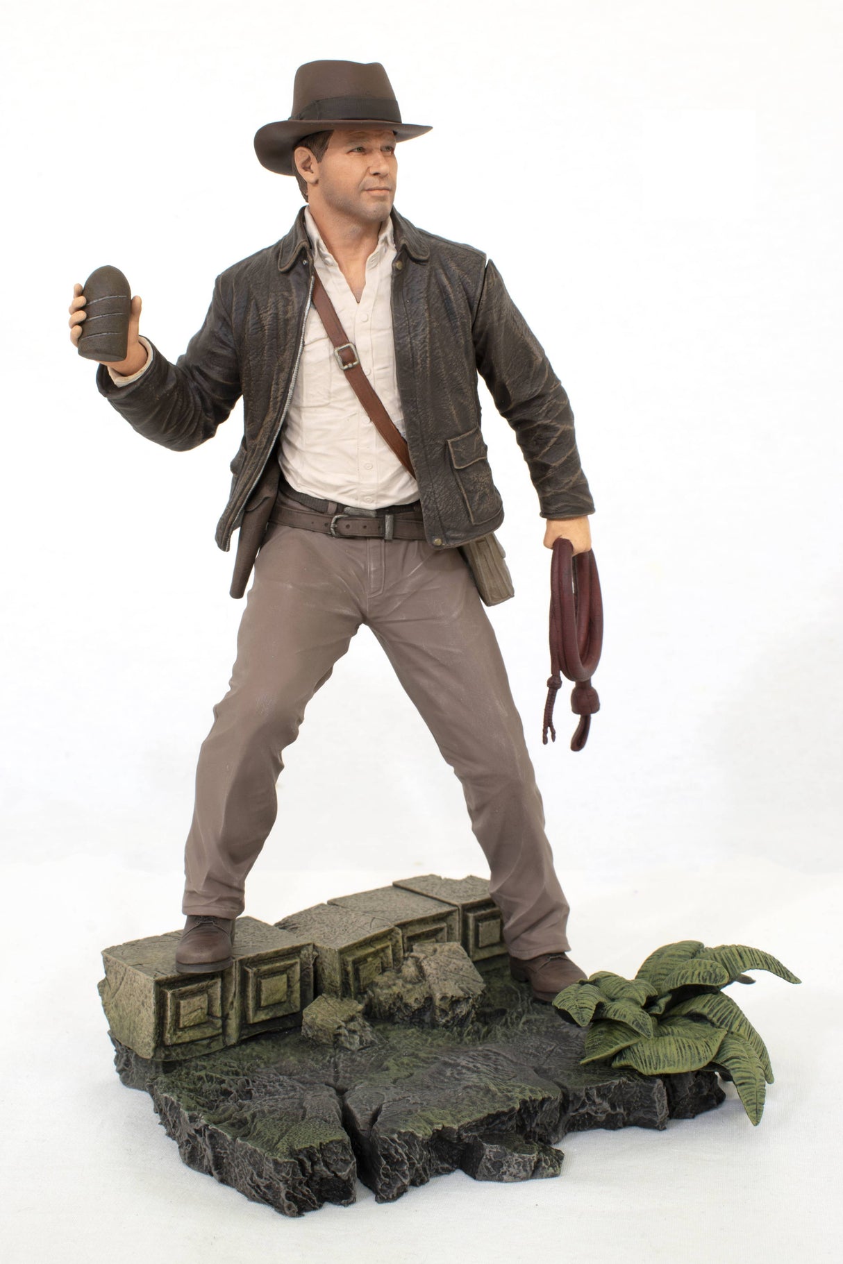 Indiana Jones Premier Collection Treasures Golden Idol, Sankara Stone & Holy Grail 11" Statue