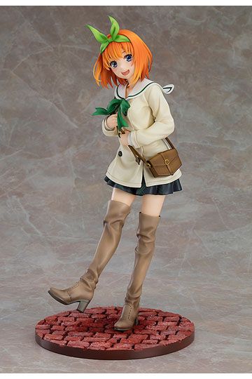 The Quintessential Quituplets Yotsuba Nakano 1/6 Scale Statue